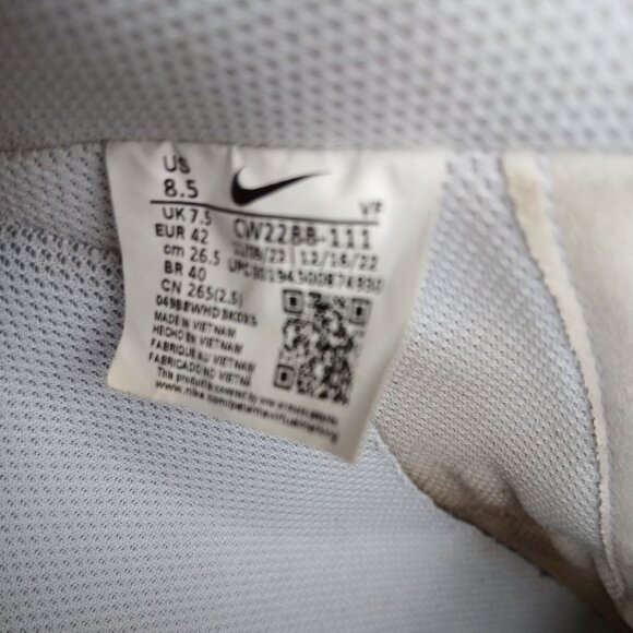 Nike Air Force 1 Low White Sneakers - Size 8.5 (Men's) - Picture 5 of 7